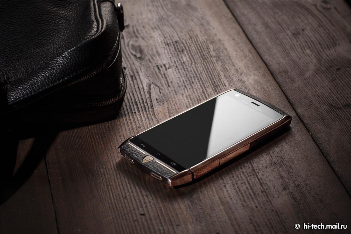 Lamborghini Targets The Filthy Rich With $6,000 Android Smartphone